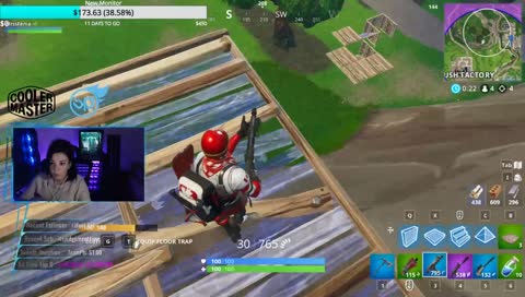 Megali kopela eimai...