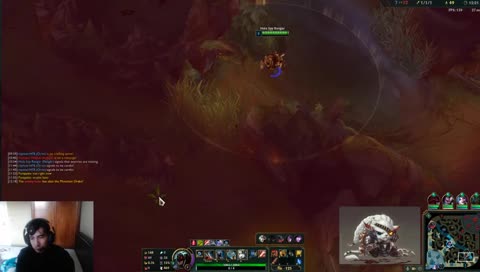 Pyke hooks into Jinx ult