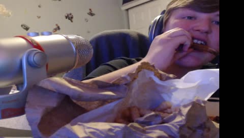 jeremy gets saucy