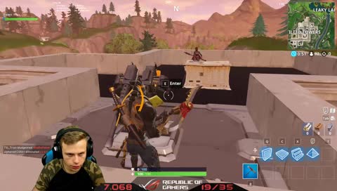 5 kill fegyver nélkül!