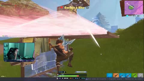 la balle de snipe que jlui ai mis merci pour la redif