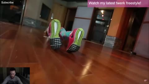 otan kunhgas thn metaksenia