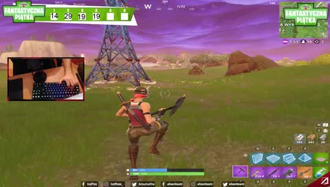 lódogień ma aimbota no fake