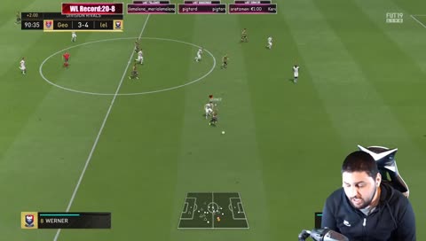 κανει καθυστερισεις!!!!