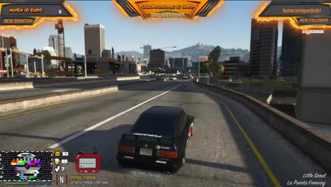 La voiture blanche a droite un Suicide ? ๐ต i believe ร can fly ๐ต