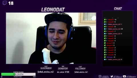 MMM COMO LE GUSTA LA BANANA
