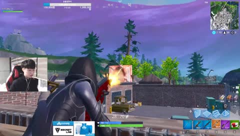 저 라마먹고 왔었어요 자재 많았다구요!