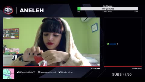 anda mira me ha tocao algo