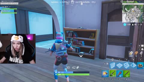 Осторожно громко