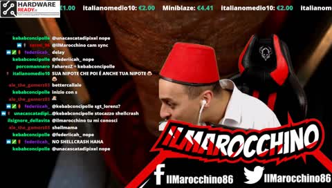 IL MAROCCHINO MANGIA COME UNO APPENA SBARCATO