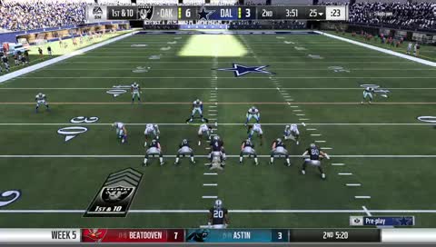 Da Gator is LOOOOOOOOOOSE!! 75 yards and a score!! #DaGator🐊 #RaiderNation