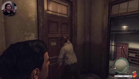 Стример дрыгается