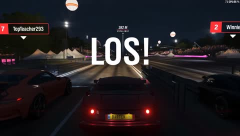 985