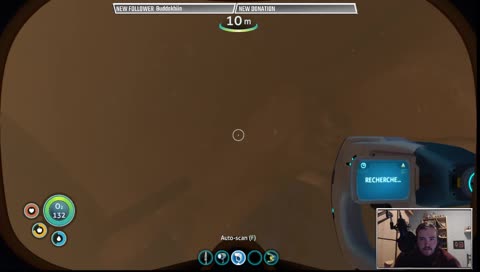 Y'a un gros machin bleu 