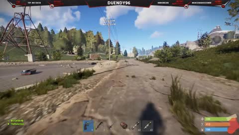 ES LO QUE TIENEN LOS PLÁTANOS... QUE RESBALAN