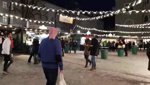 Naruto Run 2018 Christmas Market