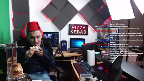 STREAMER MUORE IN LIVE AVENDO UN MALORE PER COLPA DEL KEBAB