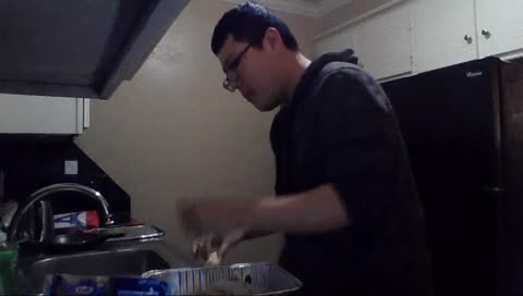 yoon cooks good chicken