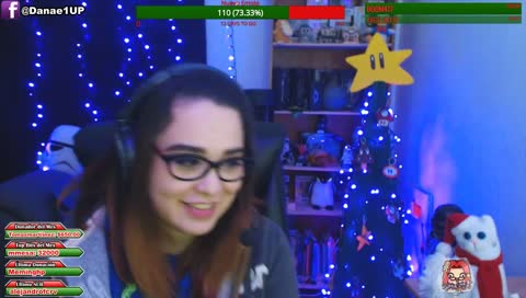 Confirmado, Danae1UP es una villana, su risa la delata! D: