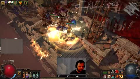 mmmm that one handed playstyle...