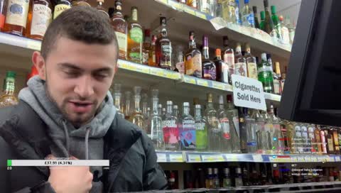 guy gets robbed while talking about not being able to get robbed