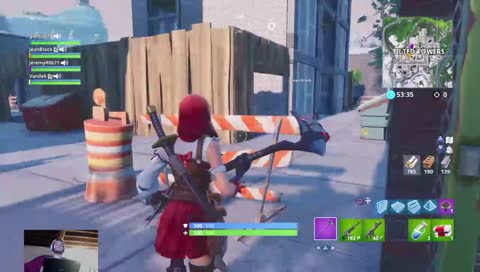 Quand Gatmax imite sa vidéo préférée 