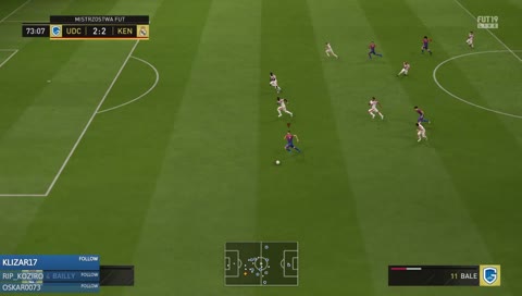 najgorszy gracz gra w najgorszą gre świata