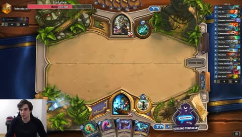 Streamer touches himself while talking to his viewers