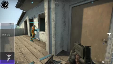 Emman qui comisare Parizeau