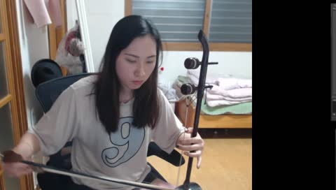 해금으로 아리랑치는 스트리머 ㅋㅋㅋ