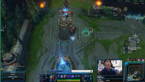 fijate cuando le explota el ulti, tenías 2 sombras y la E activa