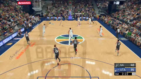 DeRozan Knifes Through Two & Dunks on Fournier 