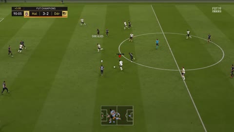 şut at? pas ver? hangisi?