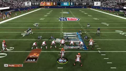 Williams breaks two tackles!!!!!