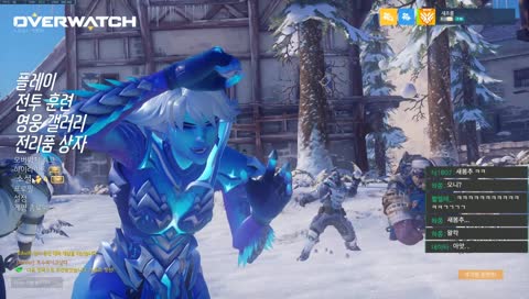 음..약간 웃으신건가?