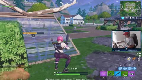 alecc throwing boombox