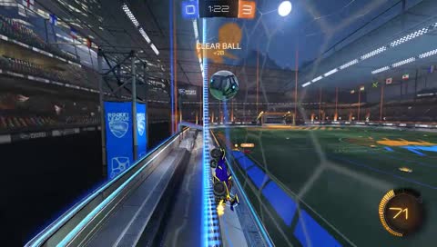 Polski streamer robi ceiling shota