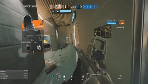 Ela floating