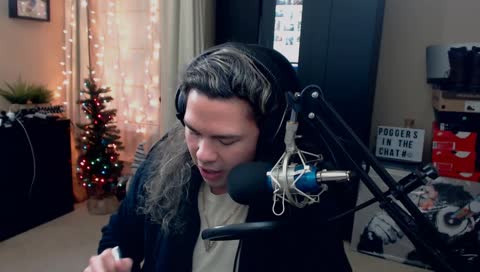 To be honest that hair kinda looks BA