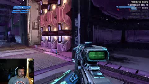 smh, missing a enemy staying still