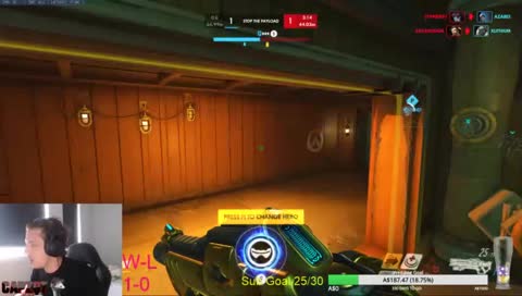 Silly Capz Runs into Ult