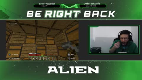 30 seconds of the most riveting Minecraft footage I've ever seen