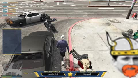 Poliisi auto räjähti