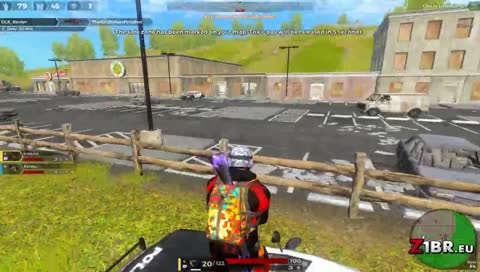 Wpierdoliłem się quadem do budynku, niezłe lagi xD