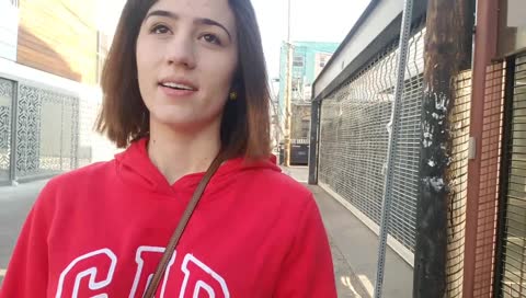 Naive streamer girl explores random LA alley
