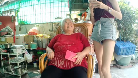 李花fafa 探望老人 2/6