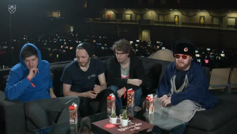 Kasper sniker deg opp på MEME review