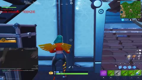 Silence Cozy vs Teekzy