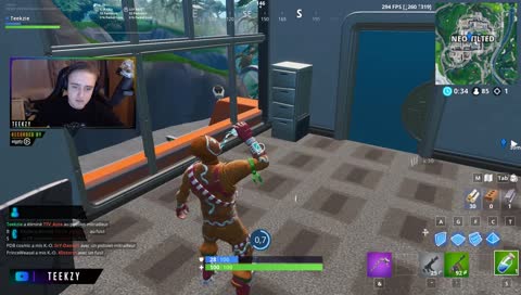 VOUS M'ENTENDEZ LES GARS ?! 