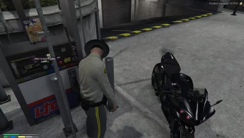 ชีวิตแย้มันลัลล้า